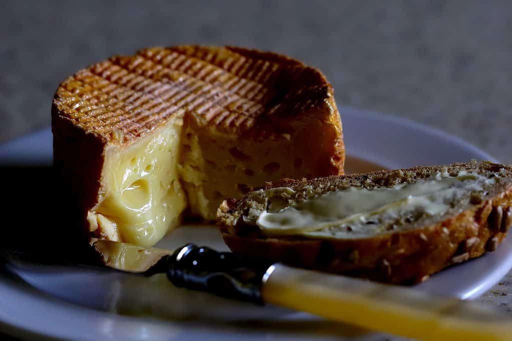 French food - cheese and bread