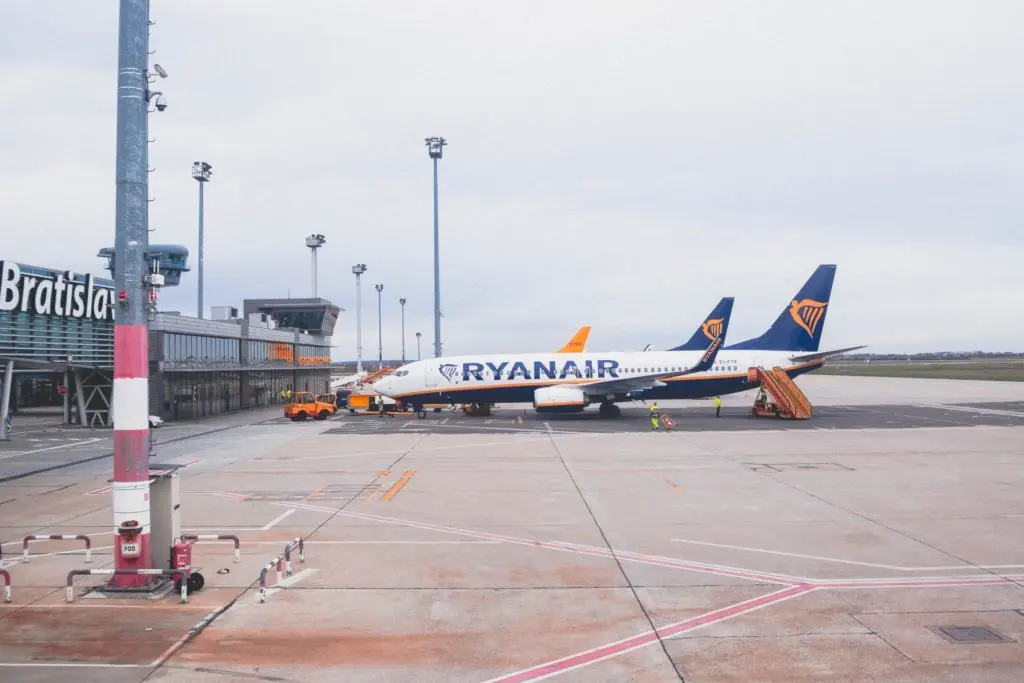 flying with Ryanair - Airline Review: Why You Shouldn't Be Flying with Ryanair
