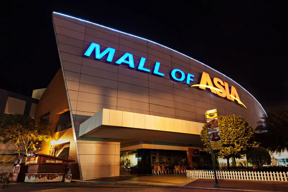 24 Hours in Manila, Philippines - SM Mall of Asia