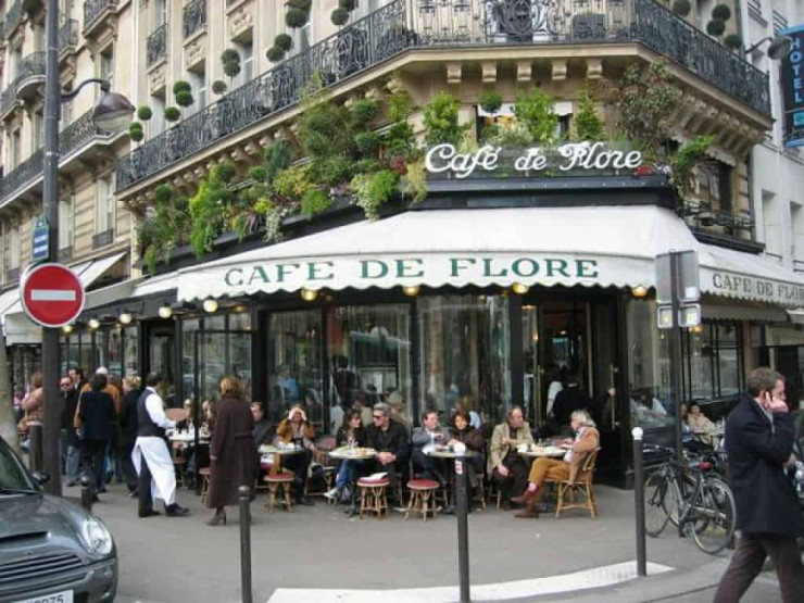 Café de Flore in 6th Arrondissement of Paris