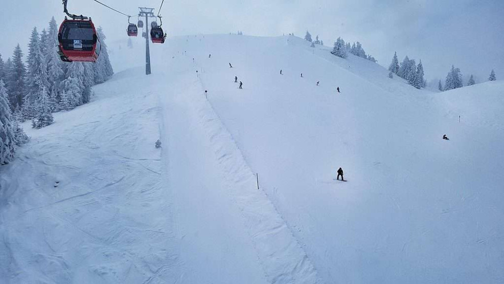 Skiing in Ski Juwel, Austria