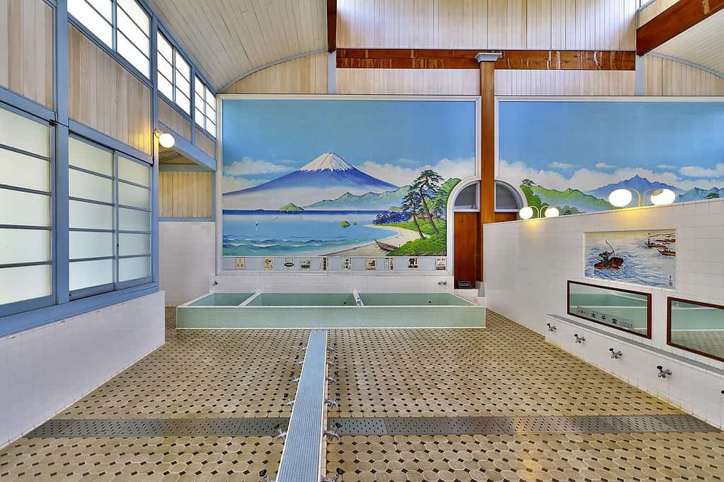 Traditional Japanese Onsen Etiquette